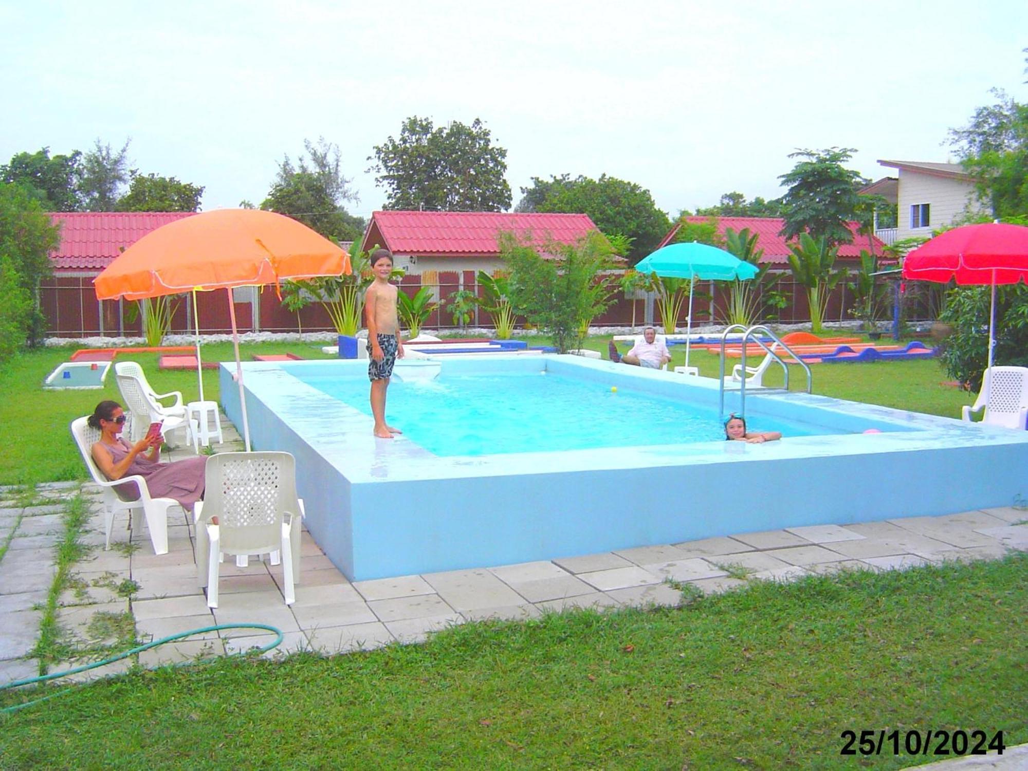Mini-Golf **** & Resort Ubon Ratchathani Buitenkant foto