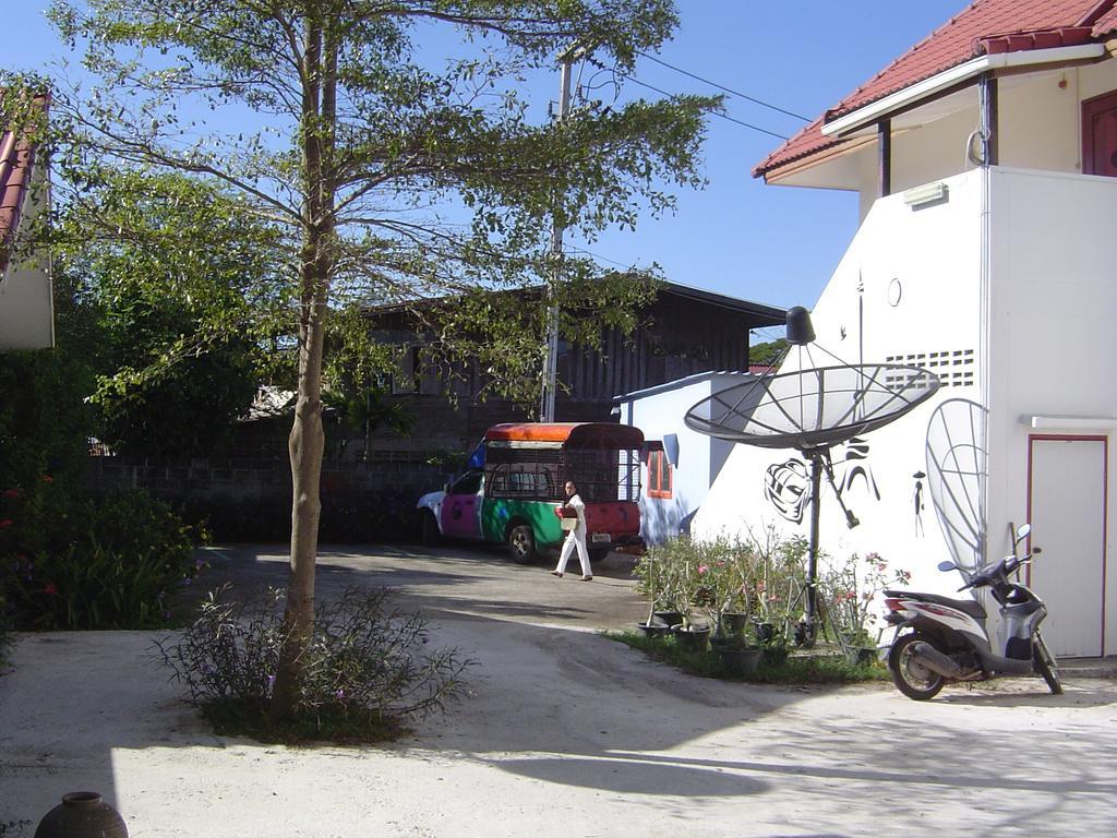 Mini-Golf **** & Resort Ubon Ratchathani Buitenkant foto
